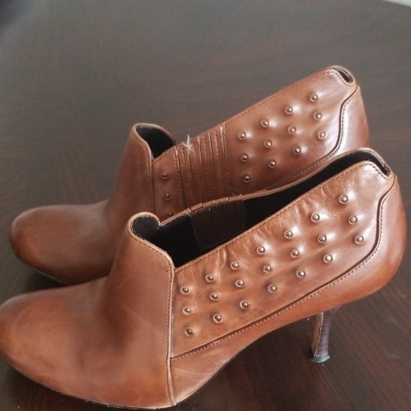 Max Studio booties - Picture 4 of 5